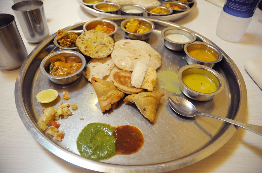 Vegetarian Travel Guide 2026 — How Indians Can Eat Veg Abroad
