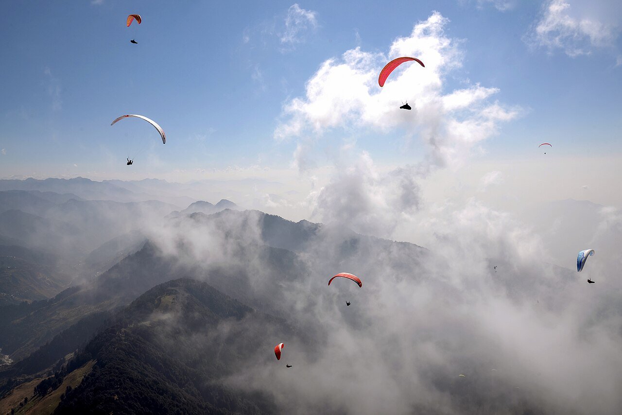 Paragliding at Bir Billing