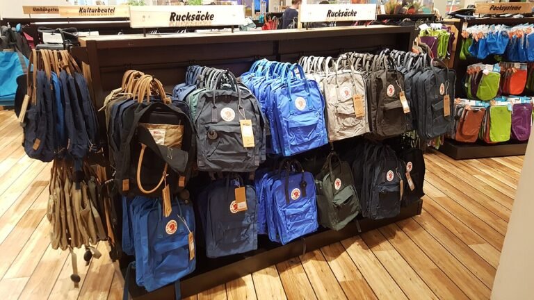 Packing Cubes & Travel Organizers Guide 2026 — How to Pack Smarter