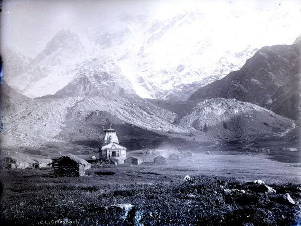 Kedarnath temple in the Himalayas